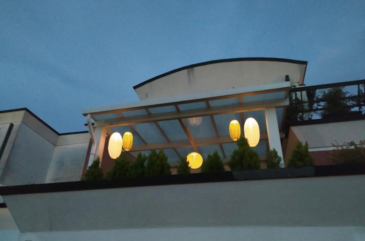 Near Como, Charming Apartment With Fireplace グランダーテ エクステリア 写真