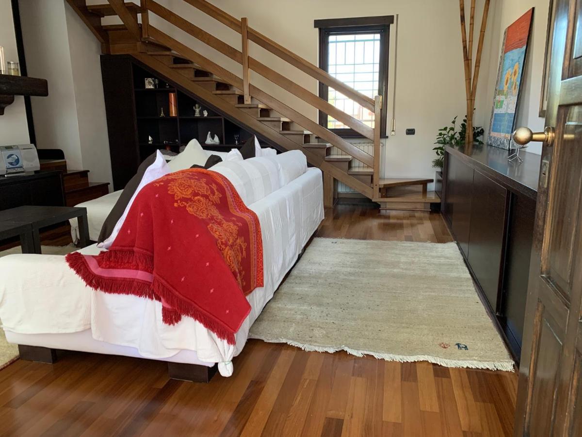 Near Como, Charming Apartment With Fireplace グランダーテ エクステリア 写真