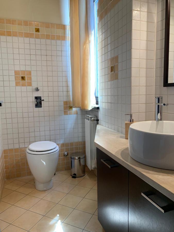 Near Como, Charming Apartment With Fireplace グランダーテ エクステリア 写真