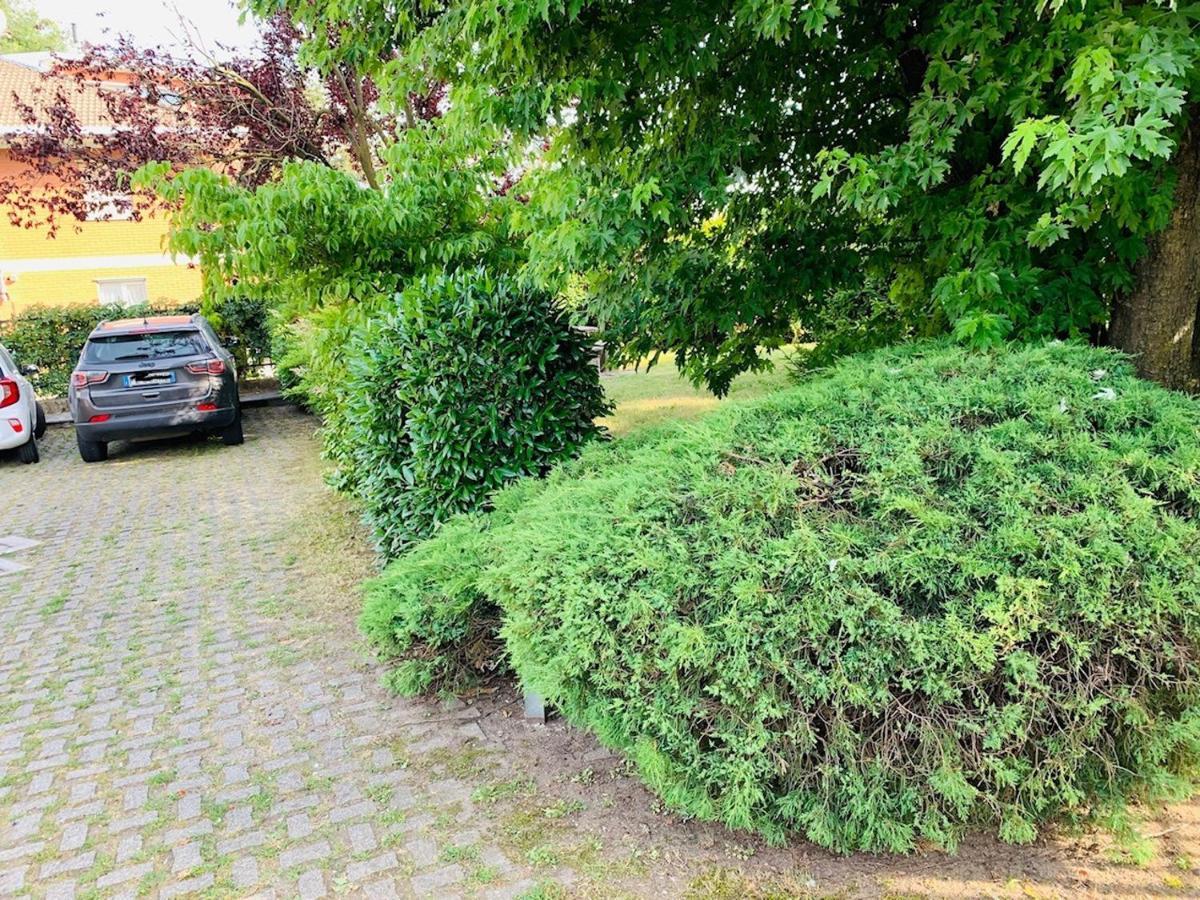 Near Como, Charming Apartment With Fireplace グランダーテ エクステリア 写真